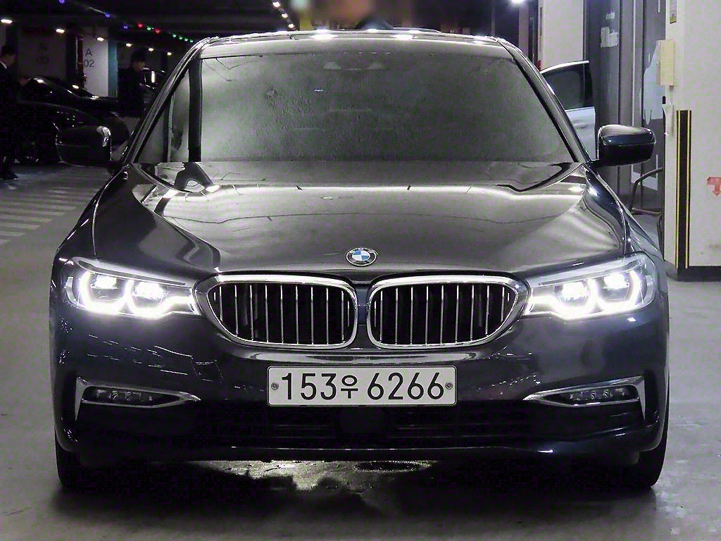 BMW 520 G30 - изображение 2