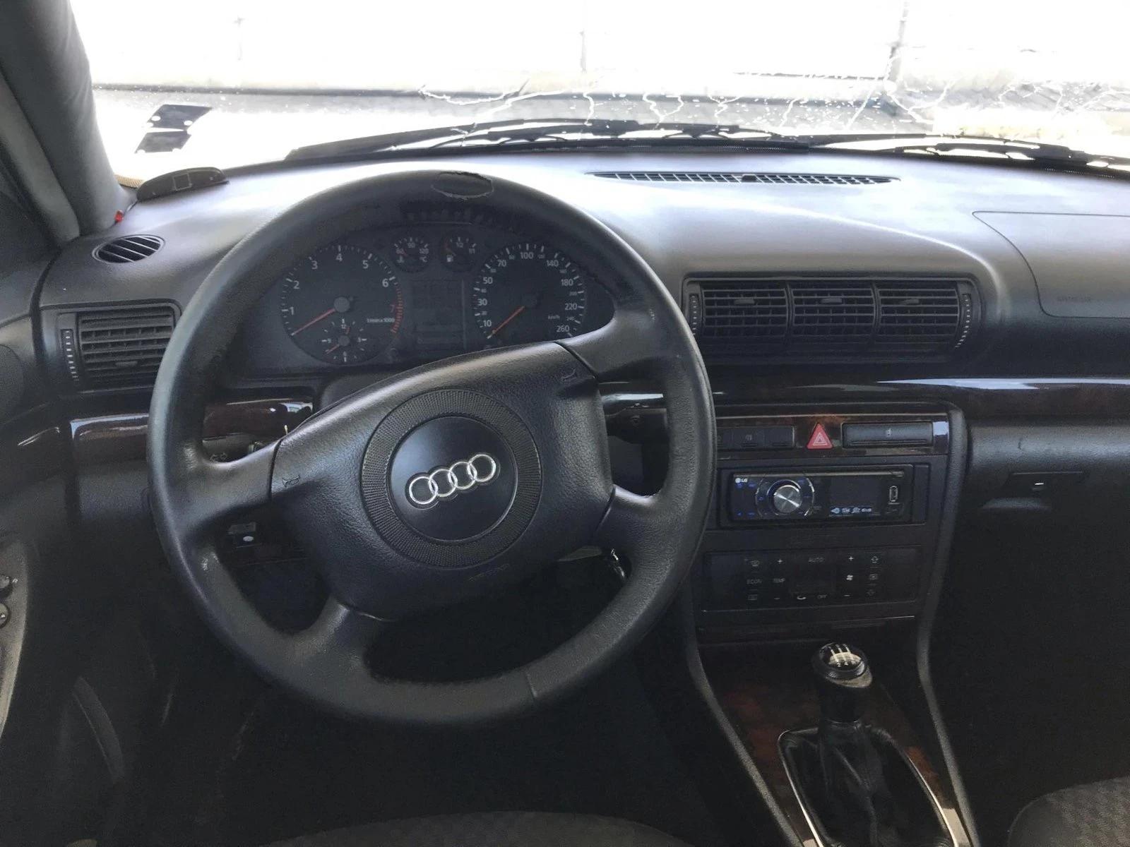 Audi A4 Комби - изображение 9