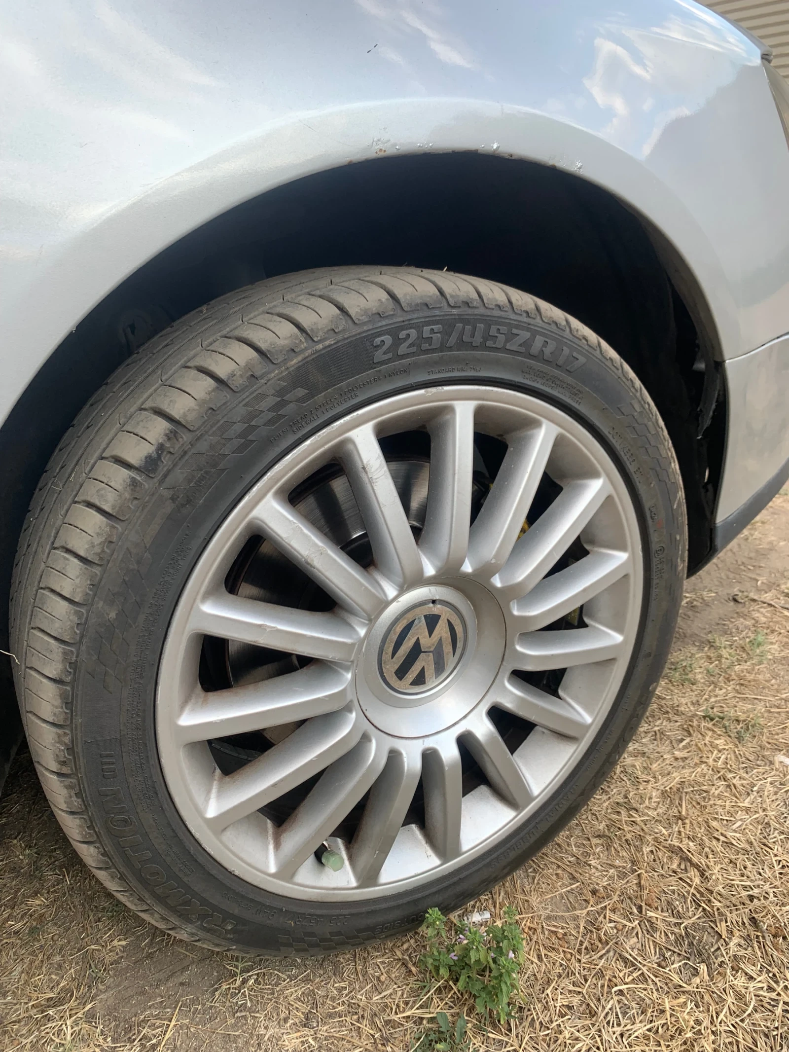 VW Passat Комби - изображение 6