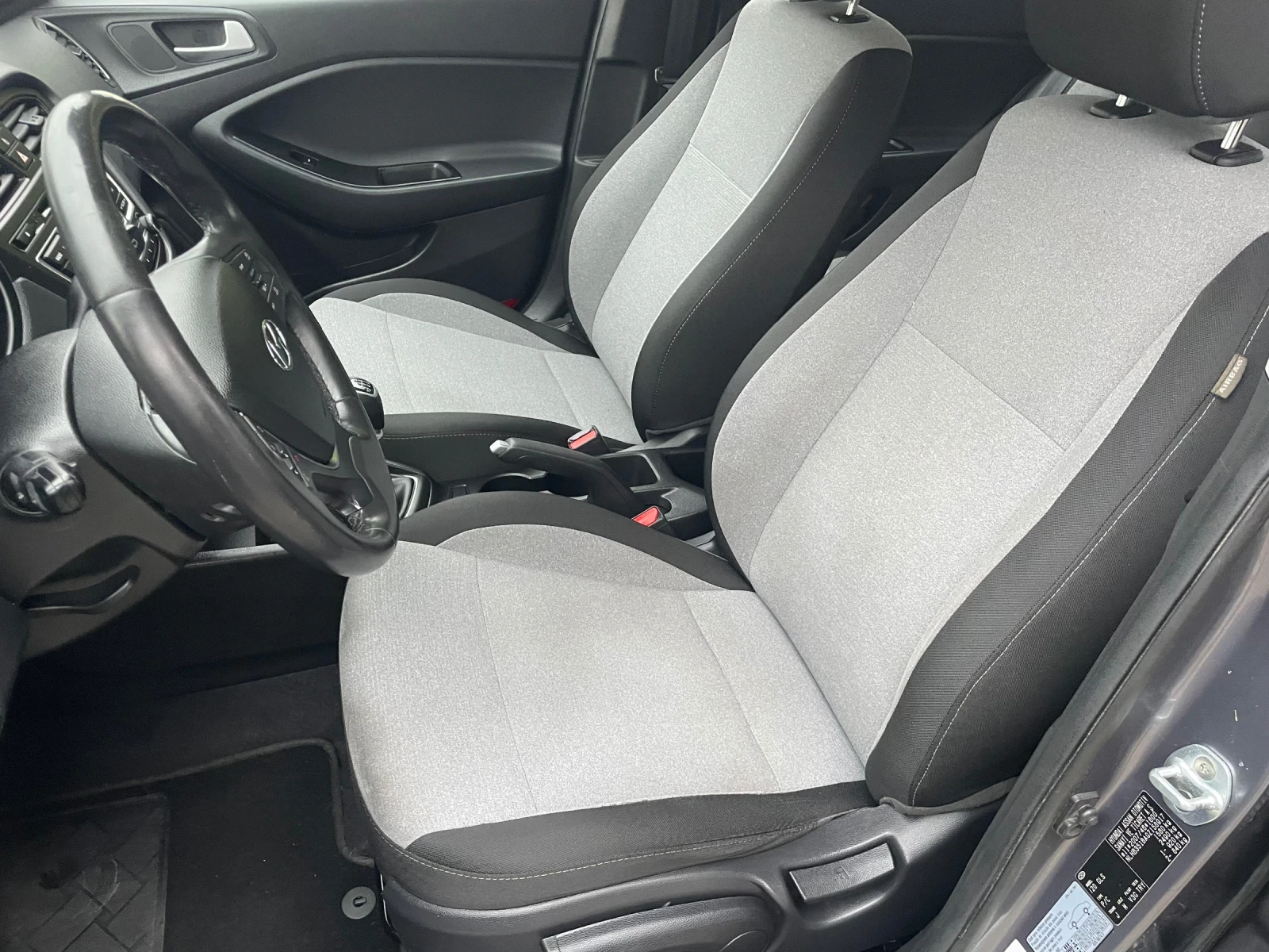 Hyundai I20 1.2 Comfort  | Mobile.bg   10