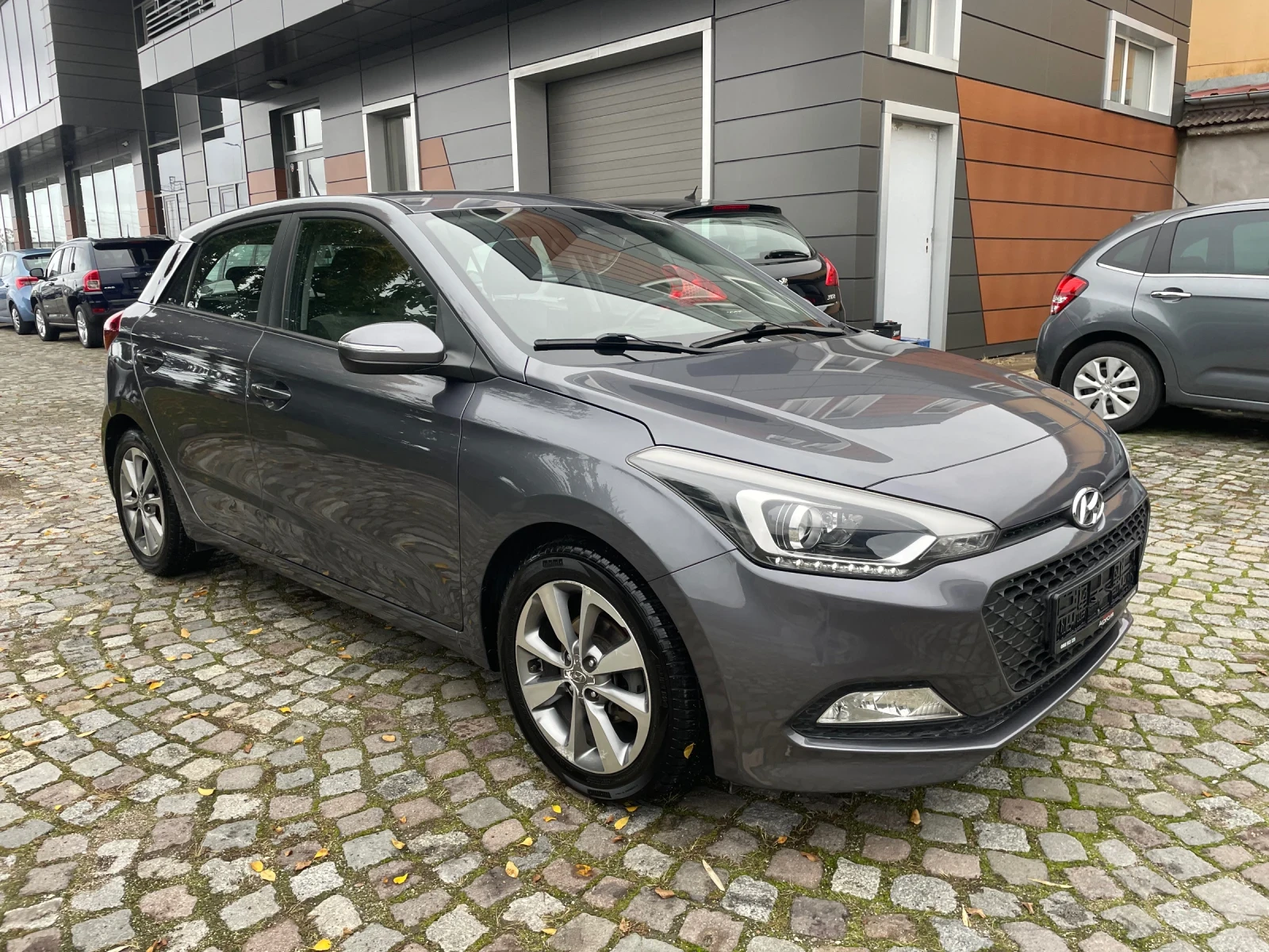 Hyundai I20 1.2 Comfort  | Mobile.bg   3