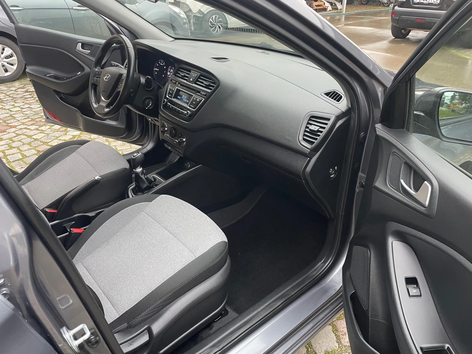 Hyundai I20 1.2 Comfort  | Mobile.bg   12