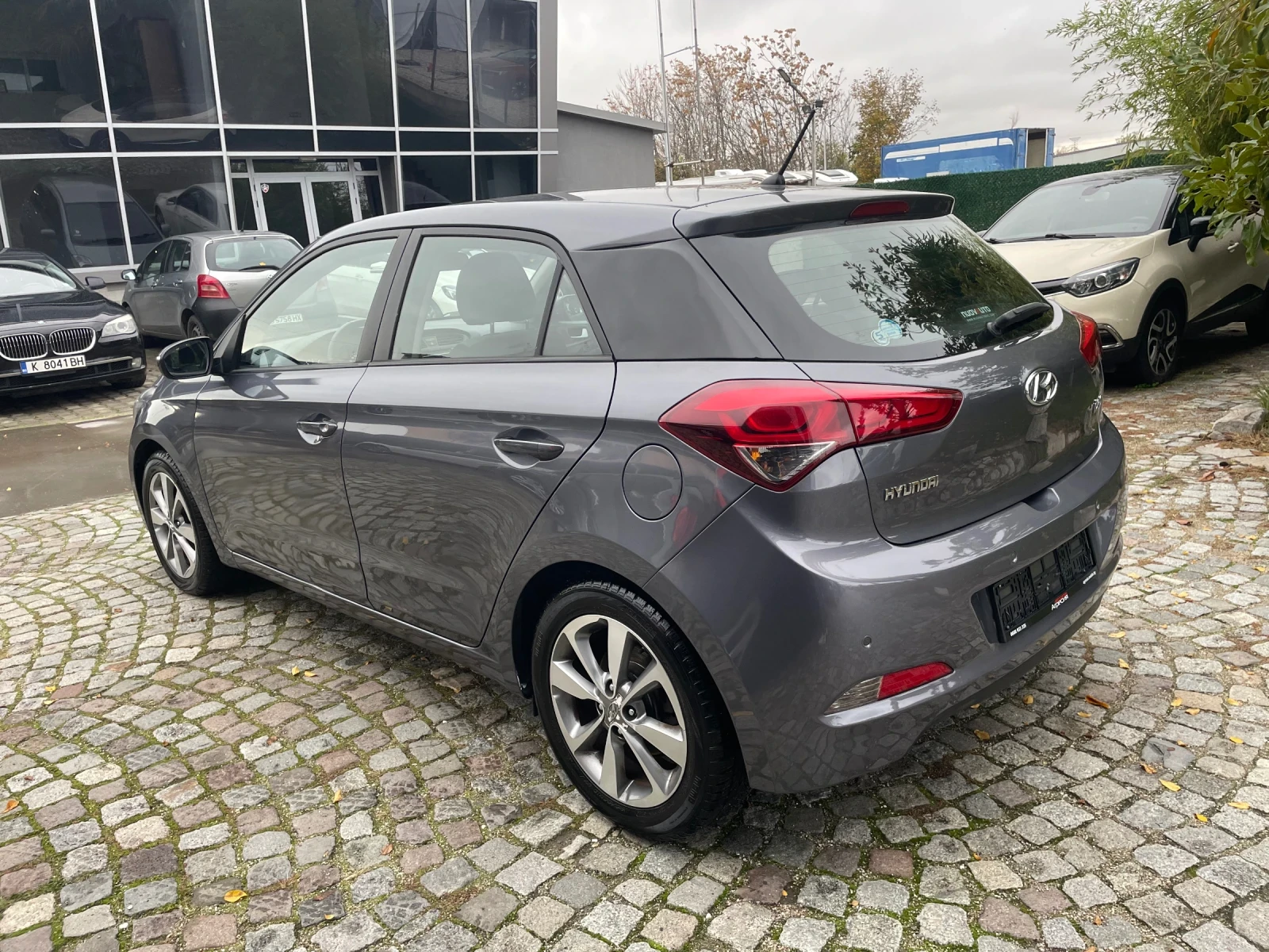 Hyundai I20 1.2 Comfort  | Mobile.bg   7