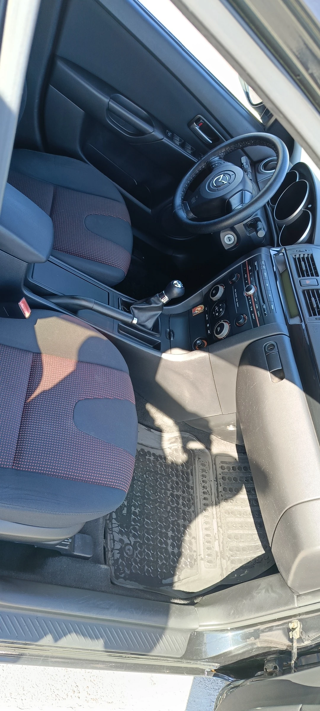 Mazda 3 1.6 109 - изображение 5