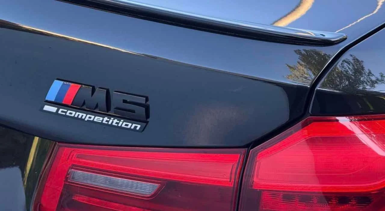 BMW M5 | CARBON| | DISTRONIC| H/K| ПОДГРЕВИ| ОБДУХ| МАСАЖ, снимка 7 - Автомобили и джипове - 53819508