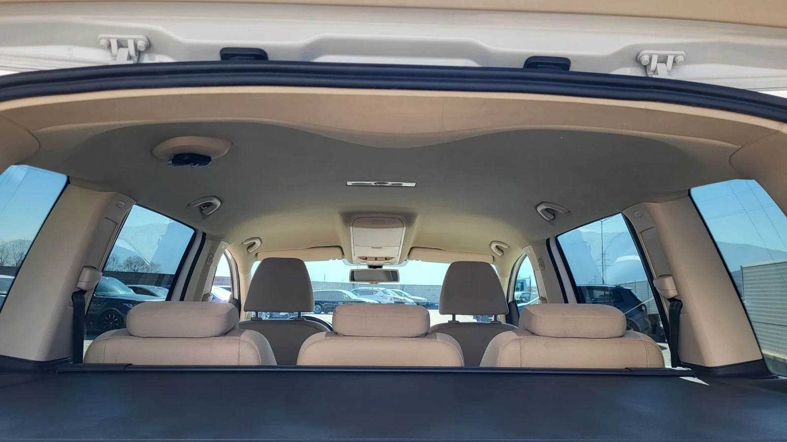 VW Touran 2.0TDI-140 HIGH LINE * ITALY , снимка 8 - Автомобили и джипове - 53824051