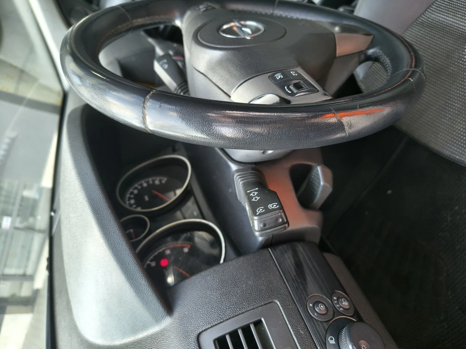 Opel Astra 1.7 CDTI ISUZU 101HP COSMO, снимка 17 - Автомобили и джипове - 53900025