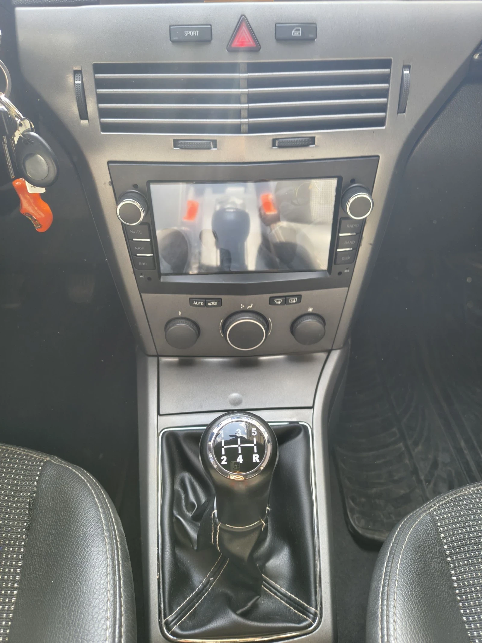 Opel Astra 1.7 CDTI ISUZU 101HP COSMO, снимка 16 - Автомобили и джипове - 53900025