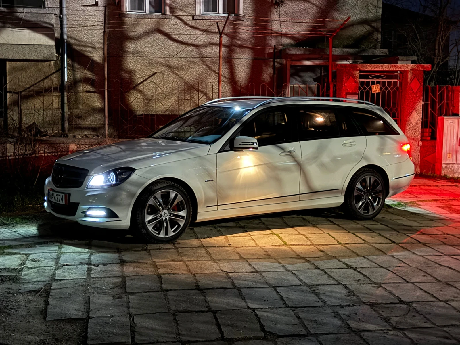 Mercedes-Benz C 250 Cdi, снимка 11 - Автомобили и джипове - 54014172