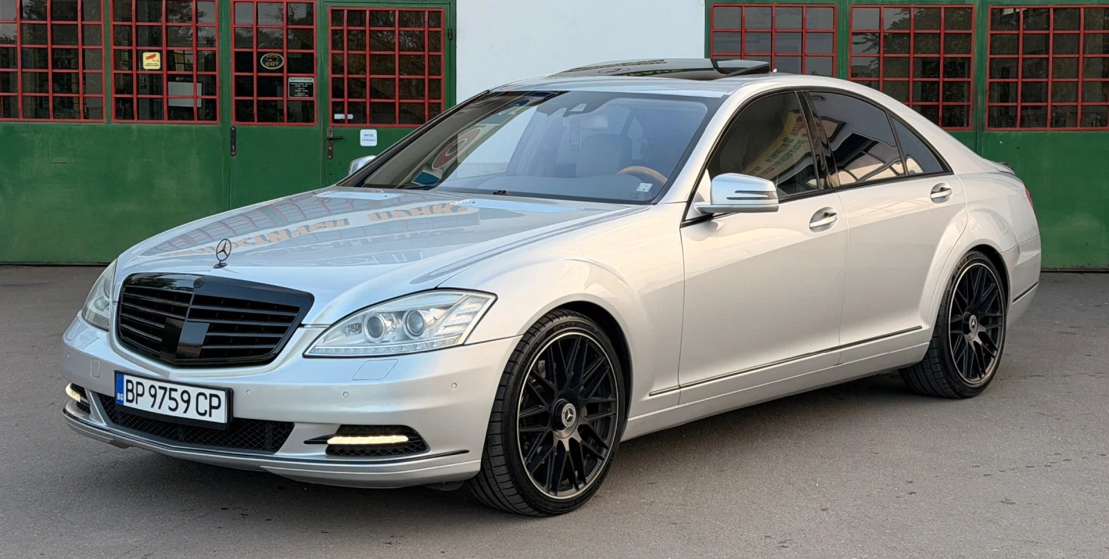 Mercedes-Benz S 500 388 к.с. LPG face масаж