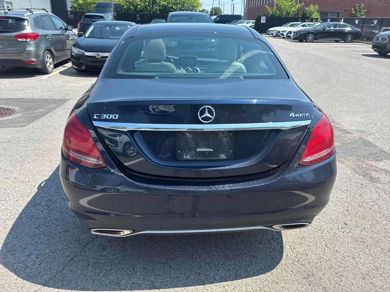 Mercedes-Benz C 300 * CARFAX * БЕЗ ПЪРВОНАЧАЛНА ВНОСКА, снимка 4 - Автомобили и джипове - 55313998
