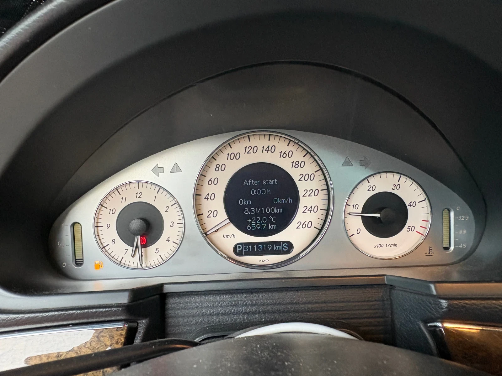 Mercedes-Benz E 320 Lorinser, снимка 17 - Автомобили и джипове - 55450872