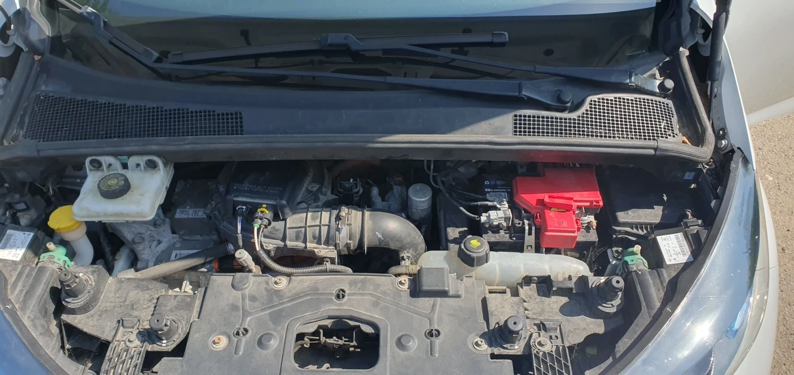 Renault Zoe 22kWh, снимка 9 - Автомобили и джипове - 55900184
