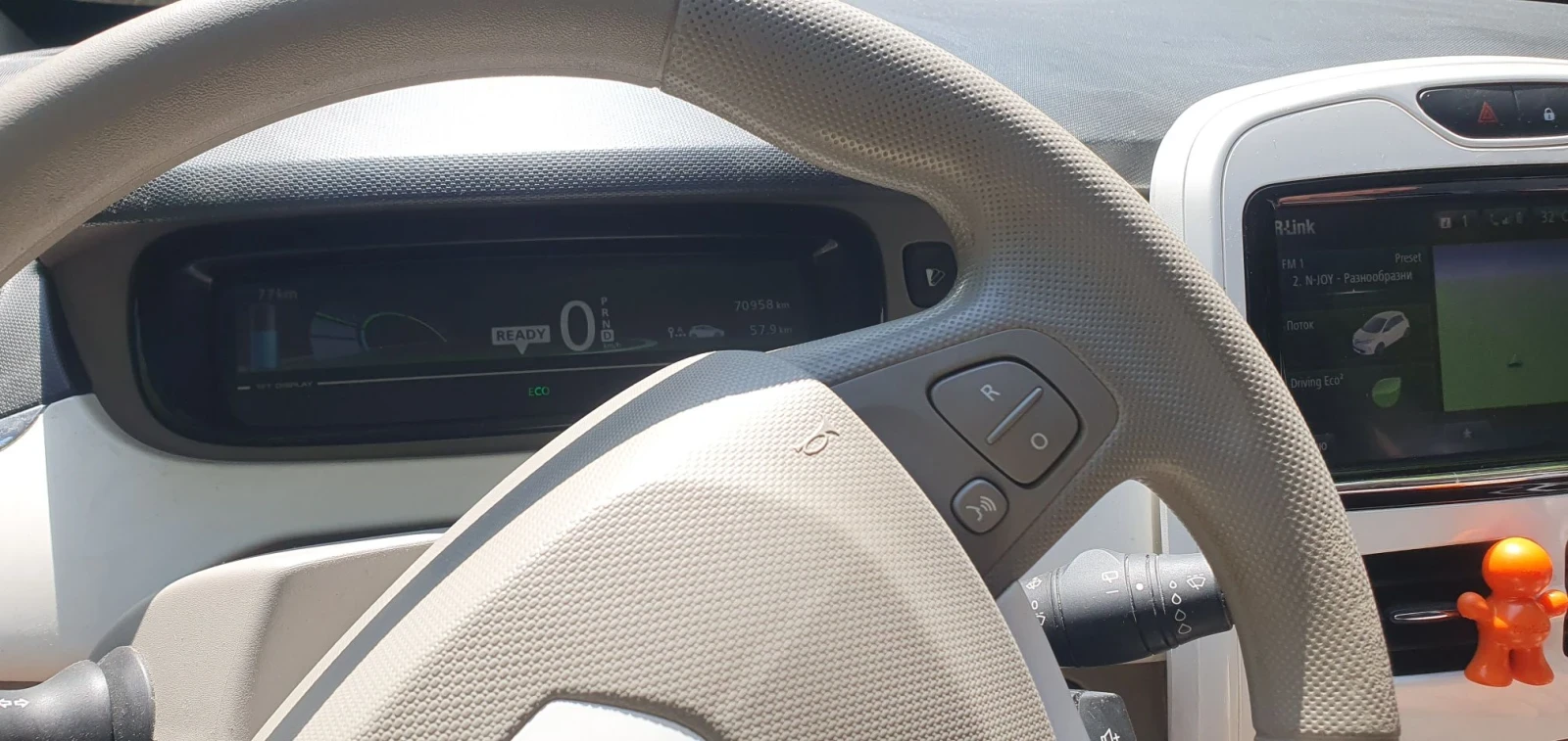 Renault Zoe 22kWh, снимка 11 - Автомобили и джипове - 55900184