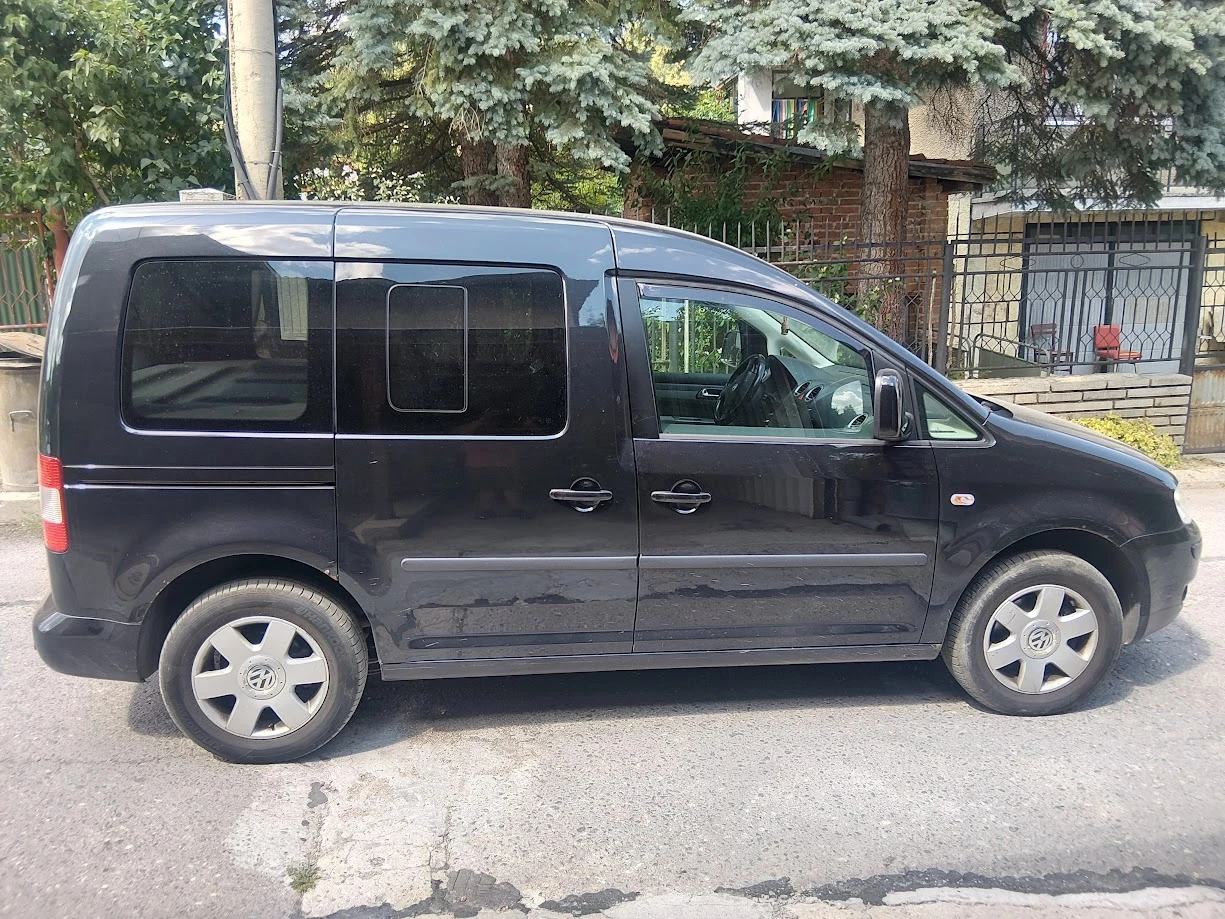 VW Caddy, снимка 6 - Автомобили и джипове - 55922333