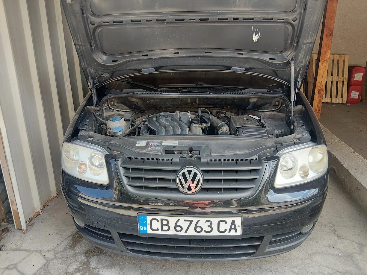 VW Caddy, снимка 14 - Автомобили и джипове - 55922333
