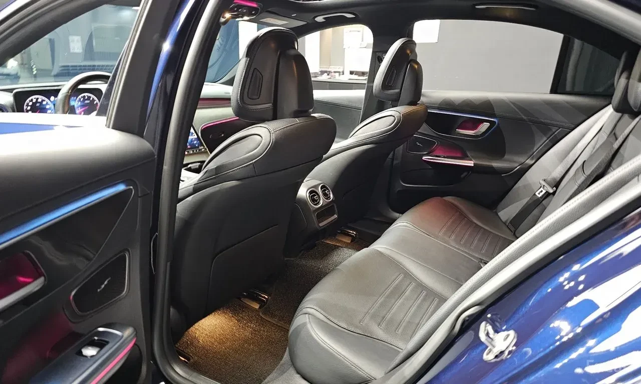 Mercedes-Benz C 300 AMG* LINE* 4MATIC* BURMESTER* ���������* ��������� | Mobile.bg � ����������� 16