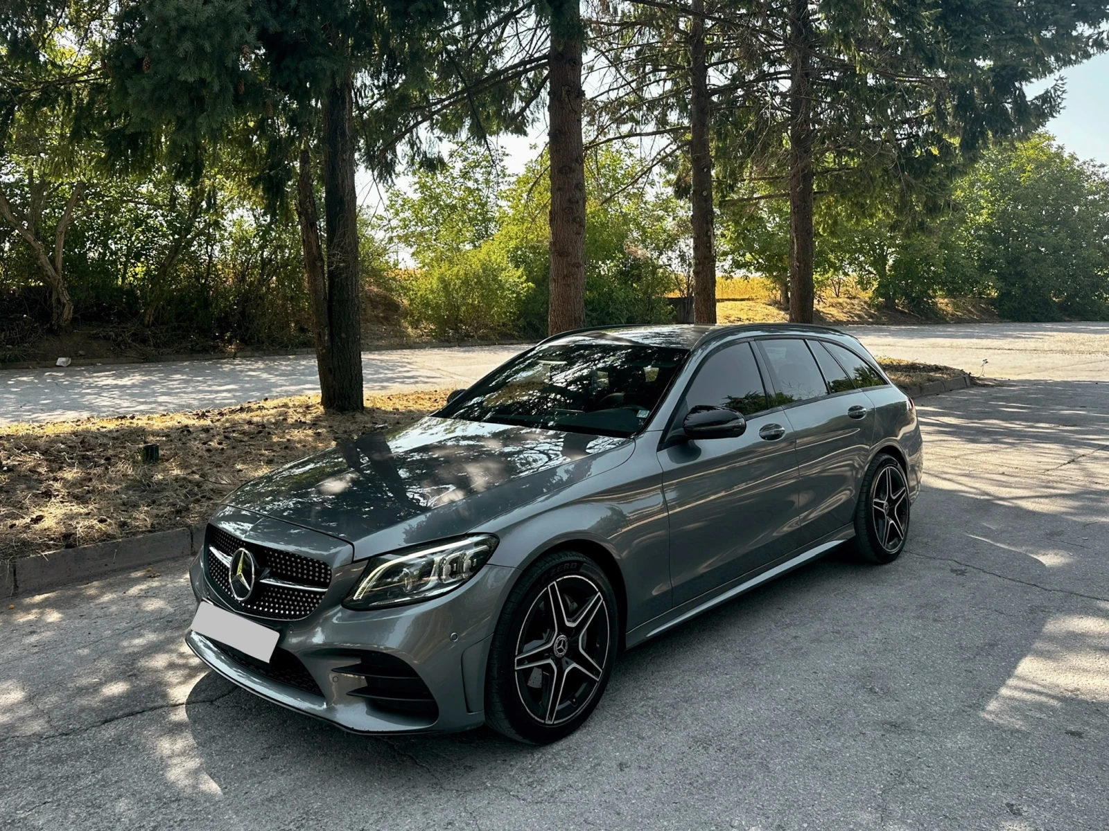 Mercedes-Benz C 220 Multibeam, 64 ambient, Digital, Memory, снимка 2 - Автомобили и джипове - 56514274