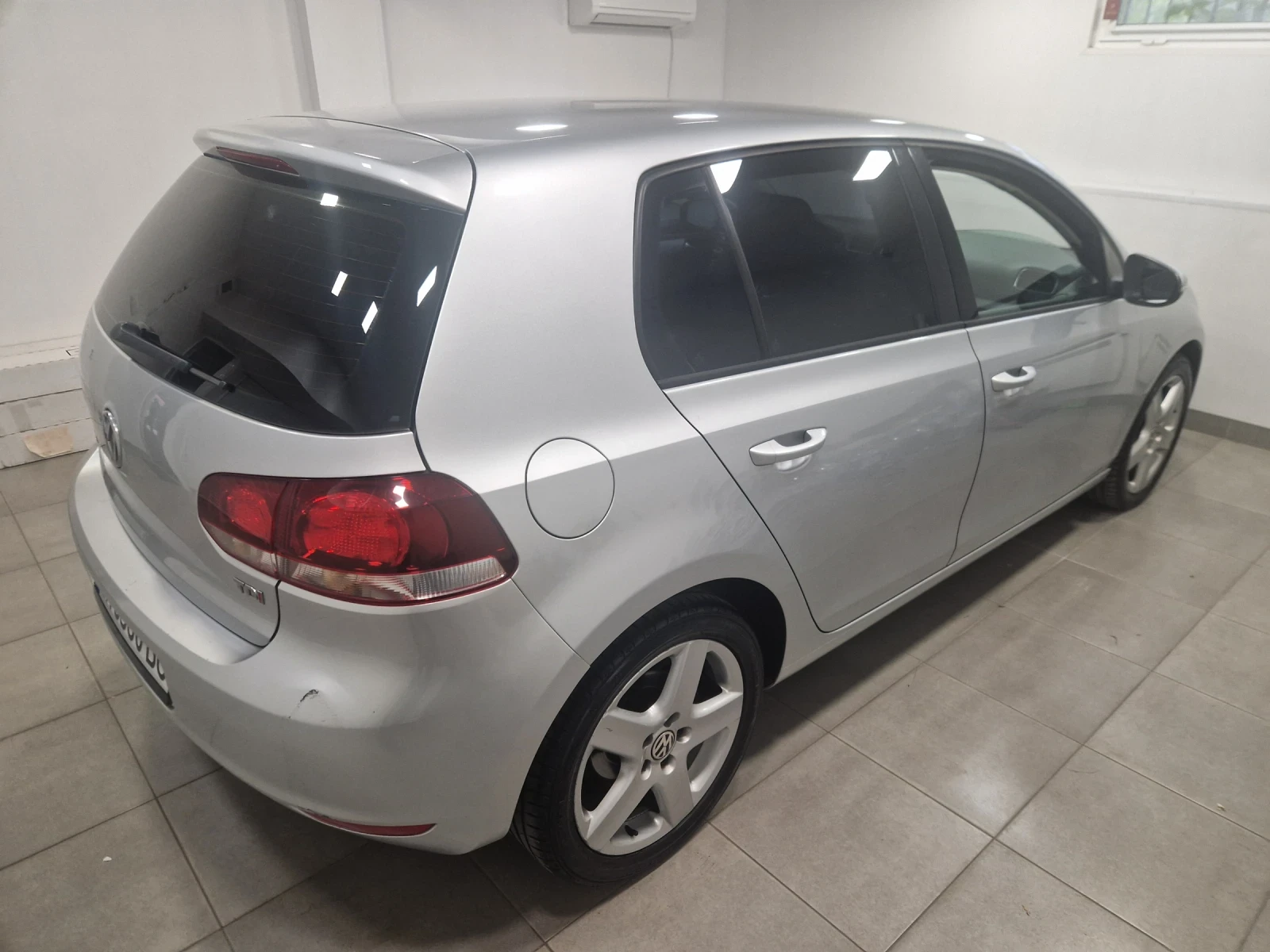 VW Golf 1600 TDI 105k , снимка 4 - Автомобили и джипове - 56719549