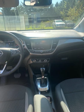 Opel Crossland X 1.2куб-АВТОМАТ-НАВИ-4х4-ХЕДЪП-ПАНОРАМА-ТОП-ФУЛ, снимка 12