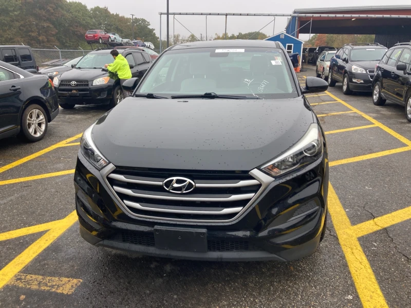 Hyundai Tucson AWD, снимка 2 - Автомобили и джипове - 48463289