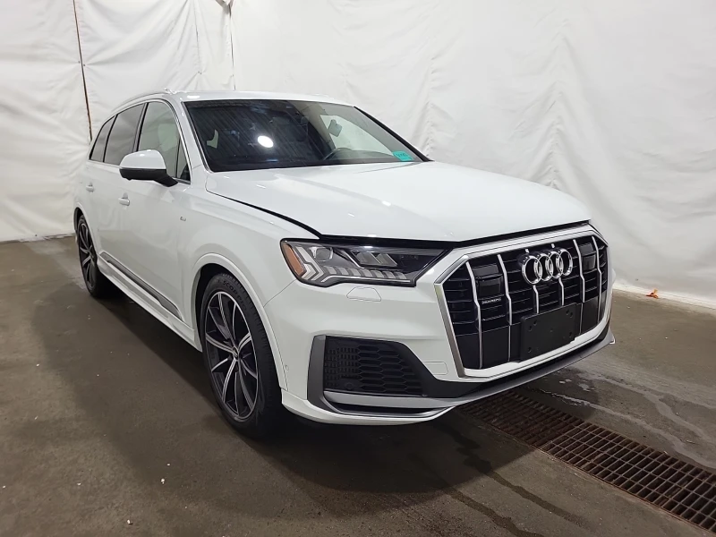 Audi Q7, снимка 6 - Автомобили и джипове - 48757911