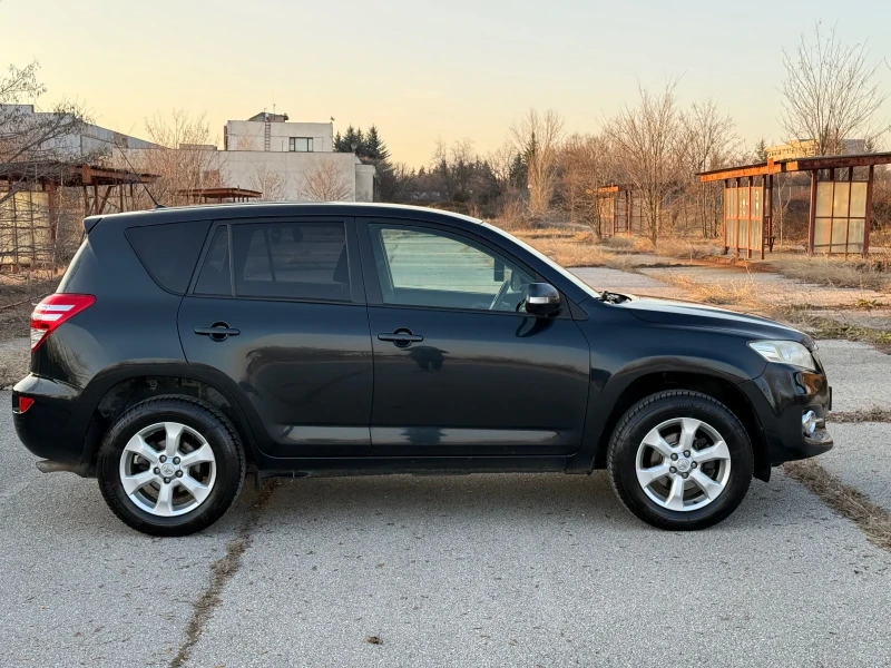 Toyota Rav4 2.0i-158кс FACELIFT БЕНЗИН/ГАЗ, снимка 6 - Автомобили и джипове - 49028113