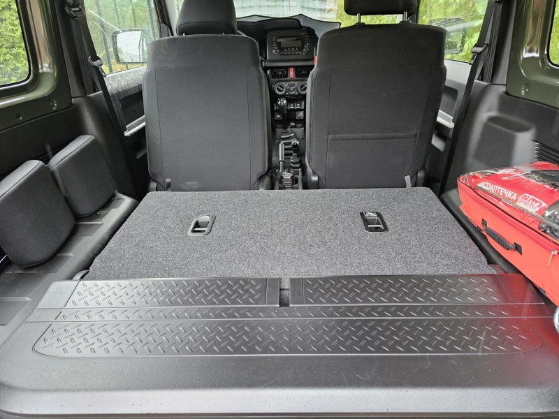 Suzuki Jimny, снимка 4 - Автомобили и джипове - 52181764