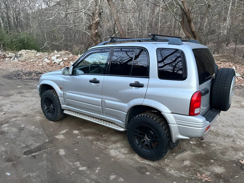 Suzuki Grand vitara 2.5 V6 144 Бензин/Газ, снимка 3 - Автомобили и джипове - 53251356