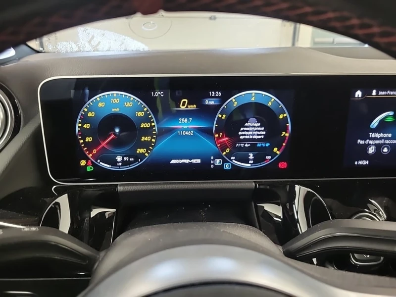 Mercedes-Benz GLA 45 AMG AMG 35| PANO| HEATED SEATS| MEMORY, снимка 10 - Автомобили и джипове - 53345013