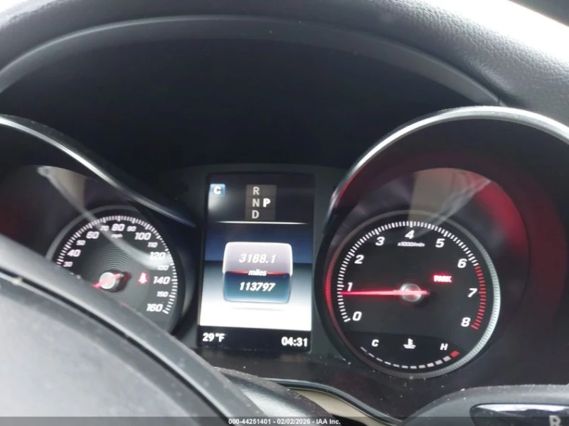 Mercedes-Benz GLC 300 2l 4Matic, снимка 7 - Автомобили и джипове - 53592278