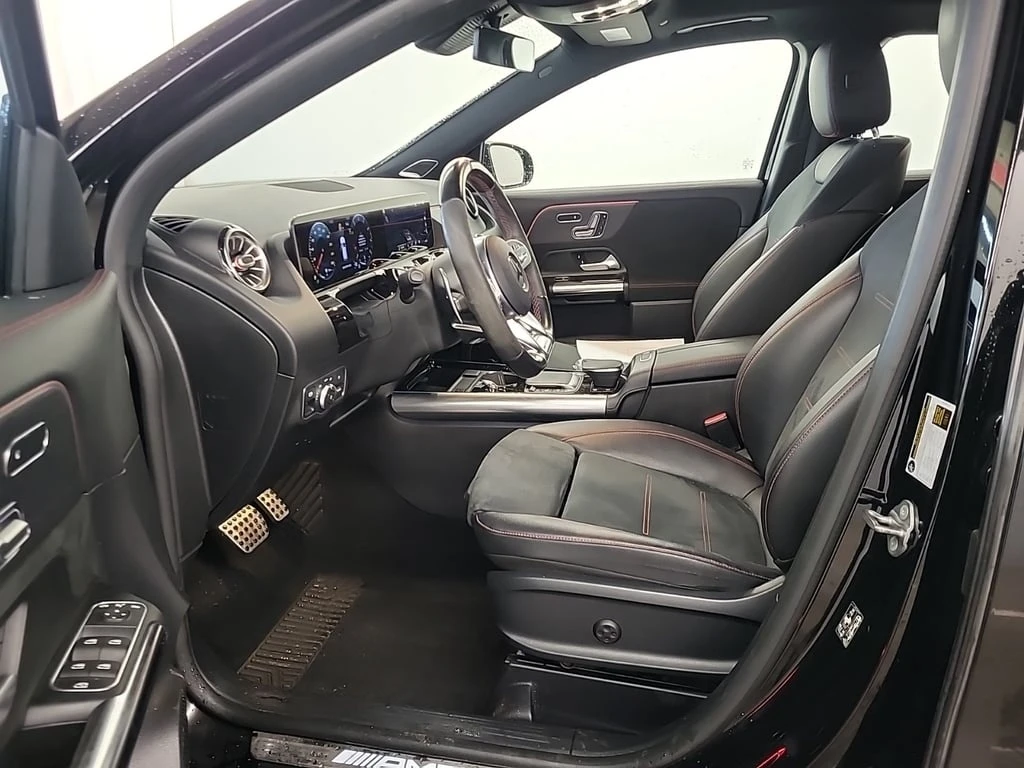 Mercedes-Benz GLA 45 AMG AMG 35| PANO| HEATED SEATS| MEMORY - изображение 7