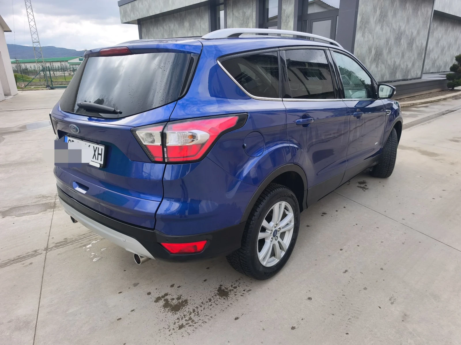 Ford Kuga  - изображение 7