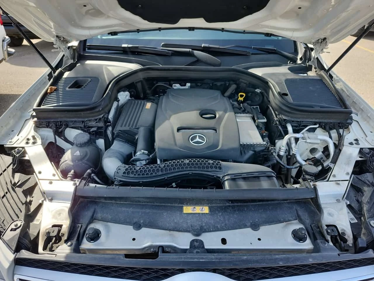 Mercedes-Benz GLC 300 CARFAX/Подгрев/Пано/2 ключа/Keyless, снимка 16 - Автомобили и джипове - 54034134