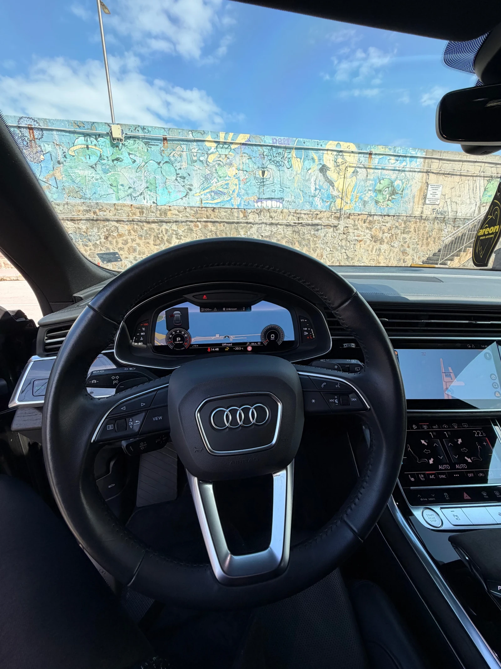 Audi Q8 55 TFSI Technik Black Optic, снимка 12 - Автомобили и джипове - 54284352