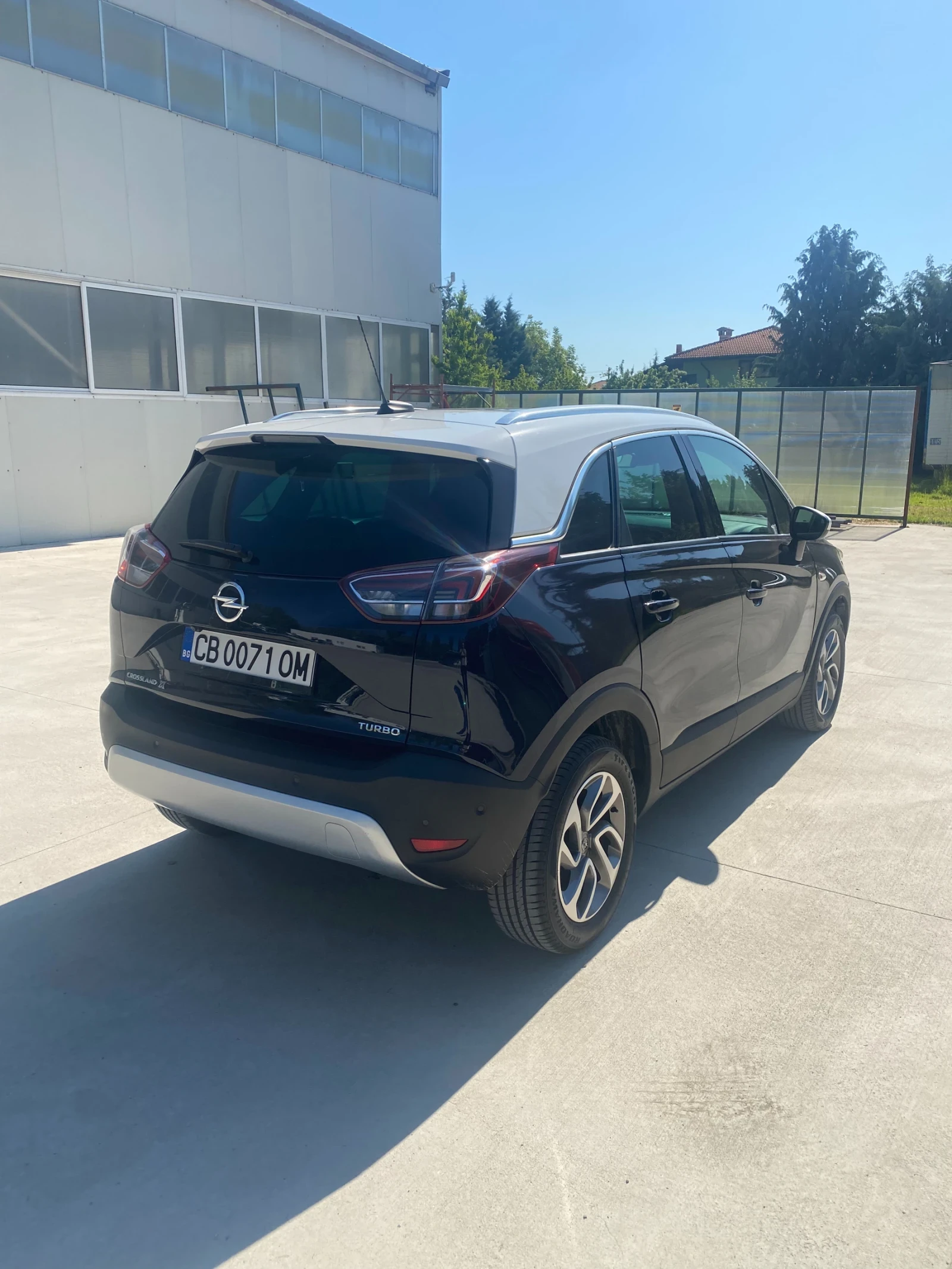 Opel Crossland X 1.2куб-АВТОМАТ-НАВИ-4х4-ХЕДЪП-ПАНОРАМА-ТОП-ФУЛ, снимка 5 - Автомобили и джипове - 54422002