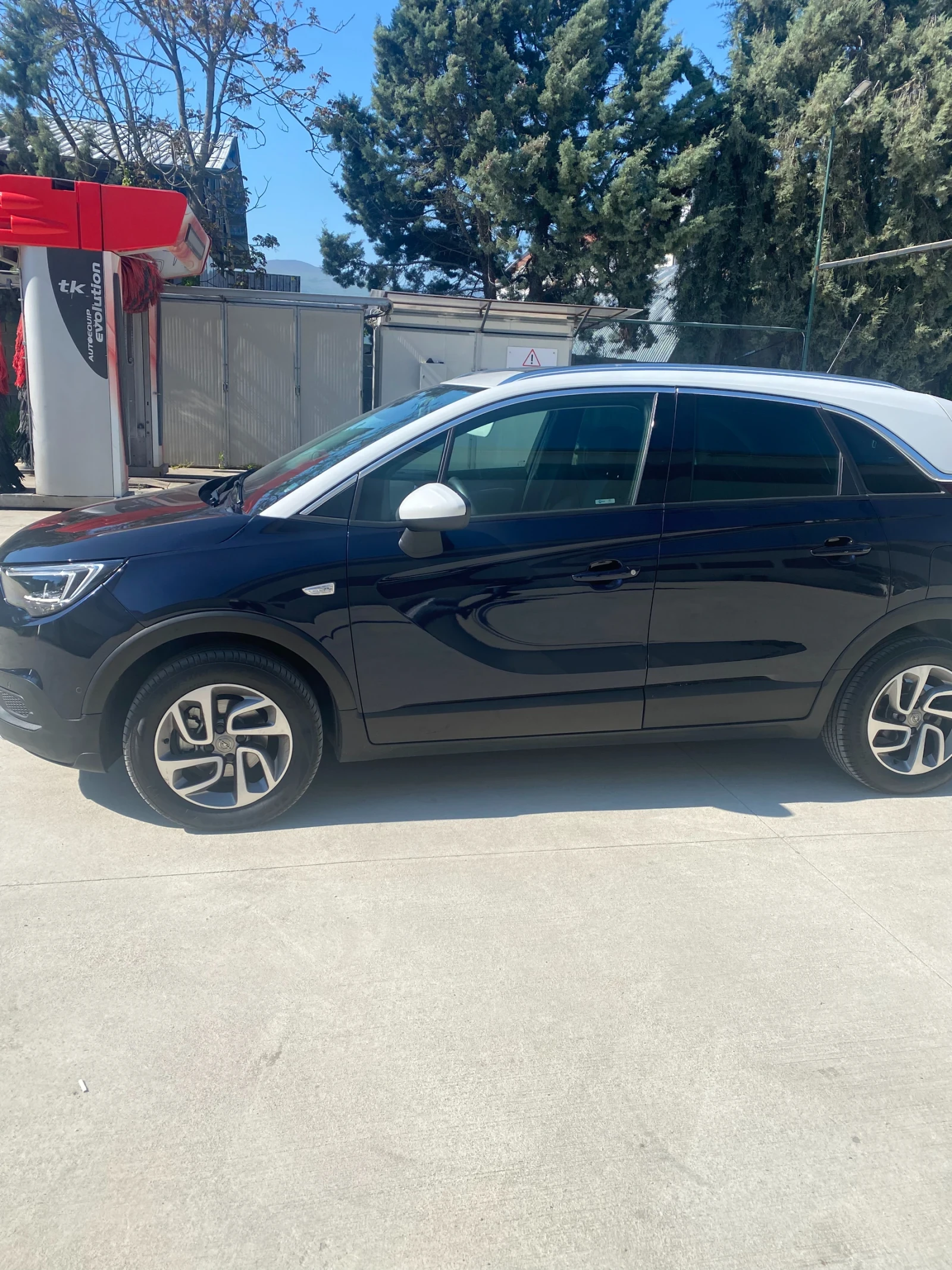 Opel Crossland X 1.2куб-АВТОМАТ-НАВИ-4х4-ХЕДЪП-ПАНОРАМА-ТОП-ФУЛ, снимка 7 - Автомобили и джипове - 54422002