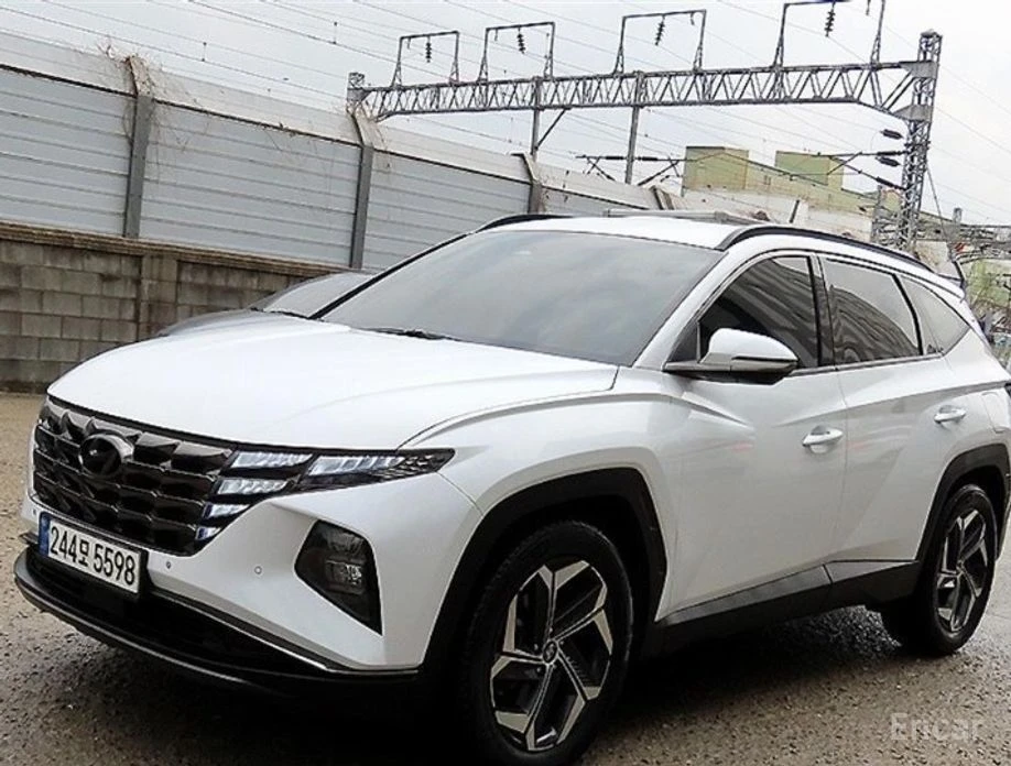 Hyundai Tucson, снимка 2 - Автомобили и джипове - 54553454
