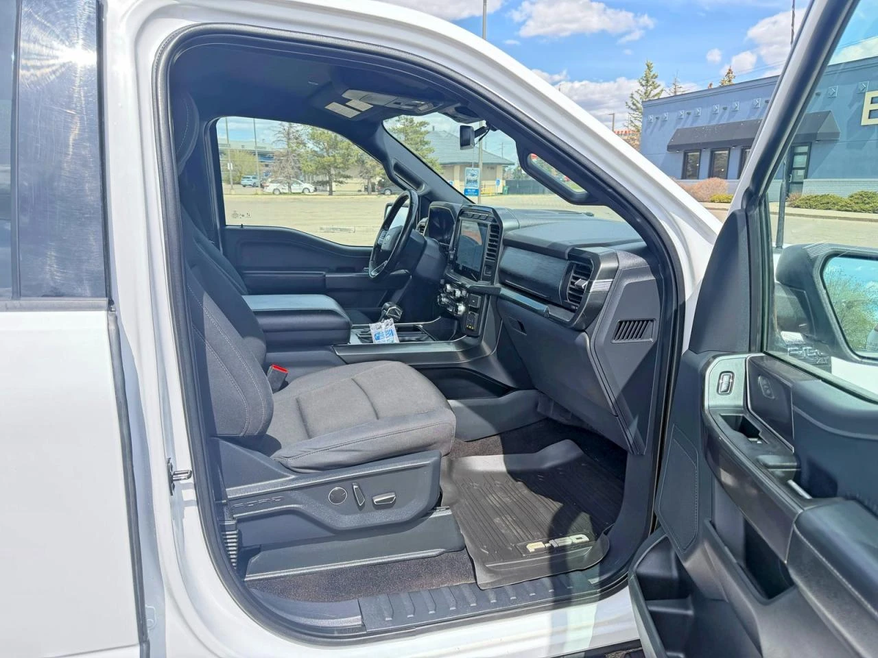 Ford F150 XL 4WD SuperCrew, снимка 5 - Автомобили и джипове - 54569696