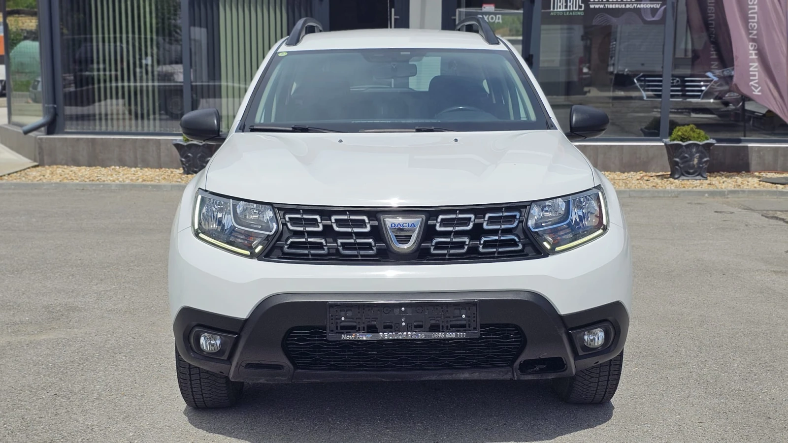 Dacia Duster 1.6i 6SP GPL/LPG IT-ПЪЛНА ИСТОТИЯ-ТОП СЪСТ.-ЛИЗИНГ, снимка 2 - Автомобили и джипове - 54972106