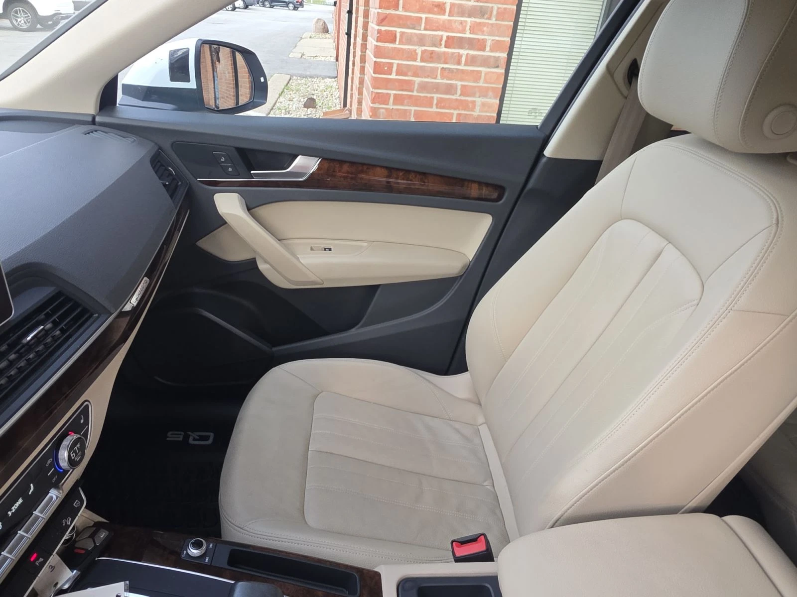 Audi Q5 PREMIUM PLUS, снимка 12 - Автомобили и джипове - 55349415