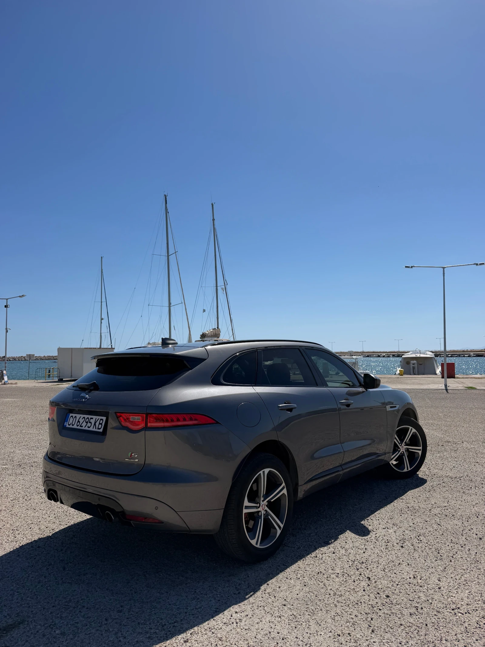 Jaguar F-PACE Лизинг/Distronic/94000KM/alcantara/обдухване/Full, снимка 5 - Автомобили и джипове - 56068180