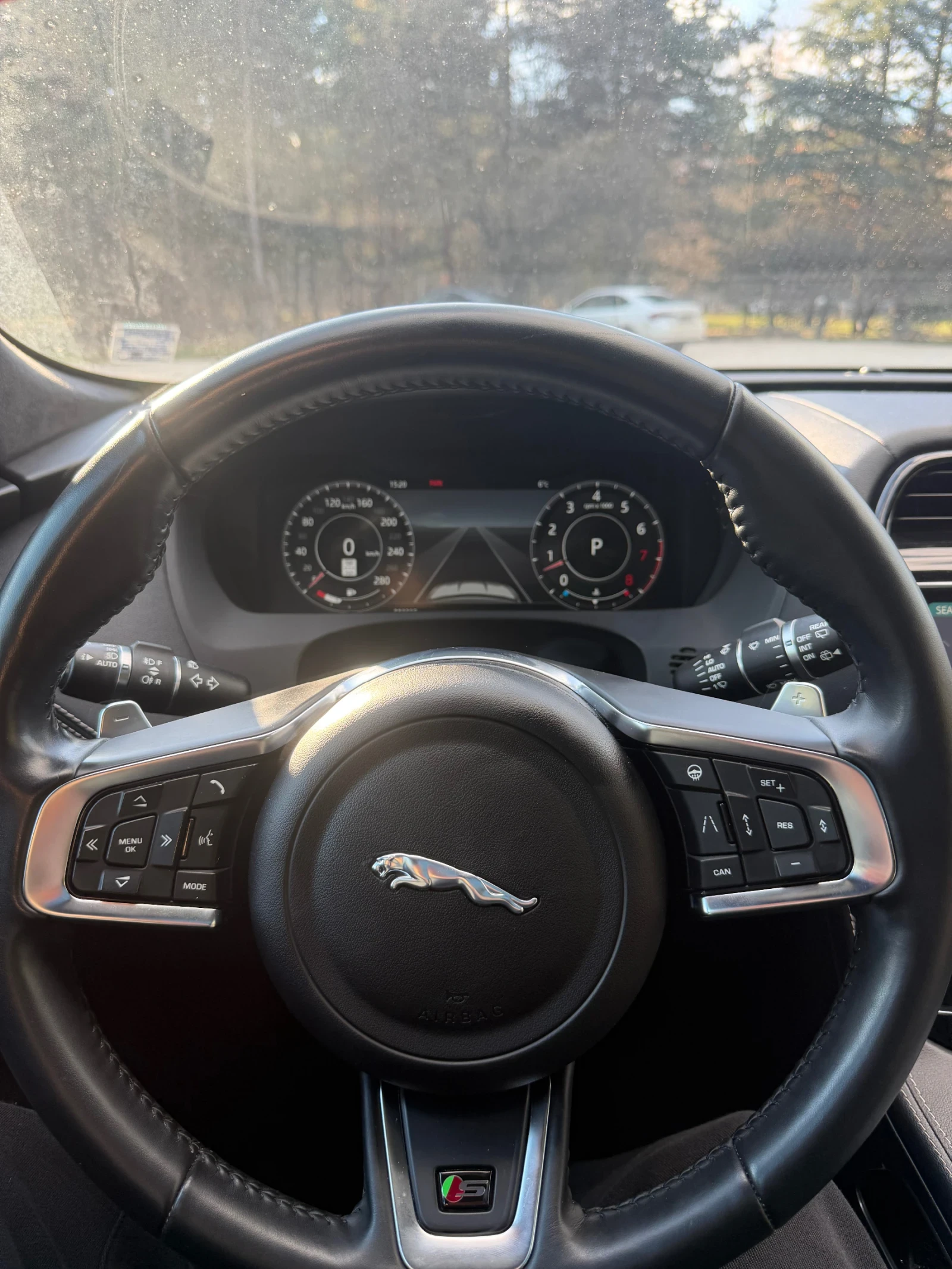 Jaguar F-PACE Лизинг/Distronic/94000KM/alcantara/обдухване/Full, снимка 12 - Автомобили и джипове - 56068180