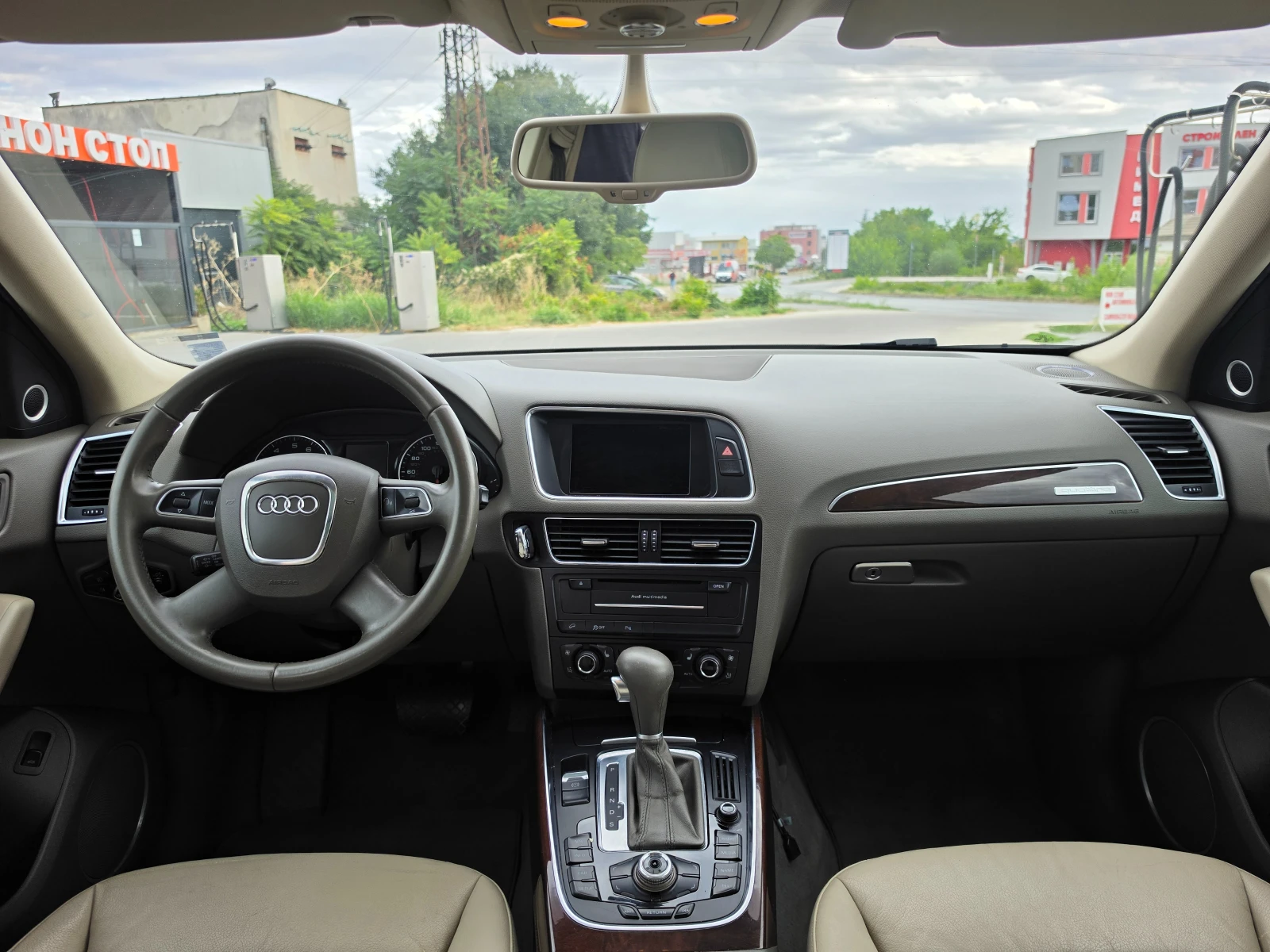 Audi Q5 QUATTRO ZF8, снимка 10 - Автомобили и джипове - 56277572