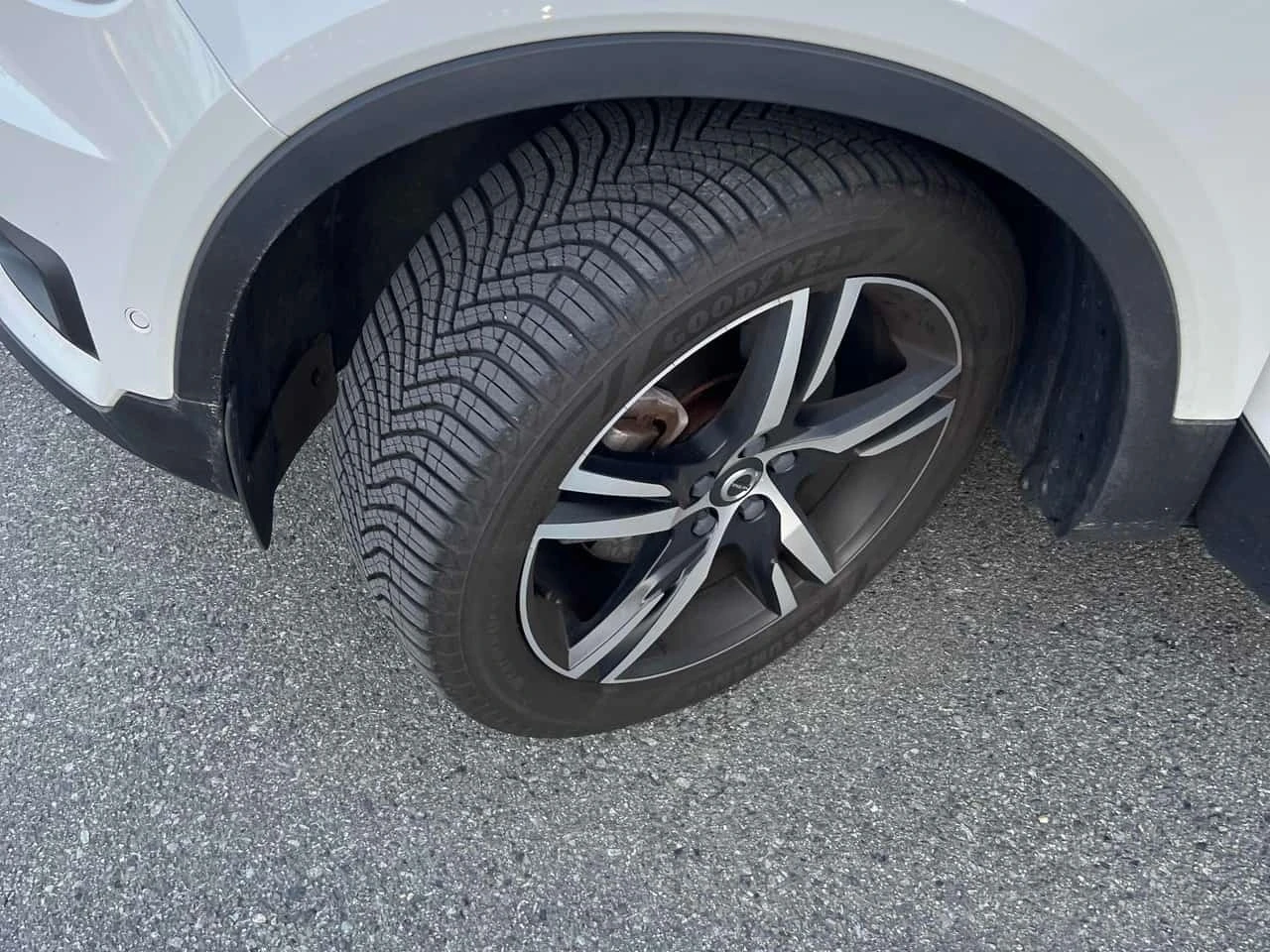 Volvo XC40 * R Design * CARFAX * ����� �� ����������� | Mobile.bg � ����������� 7