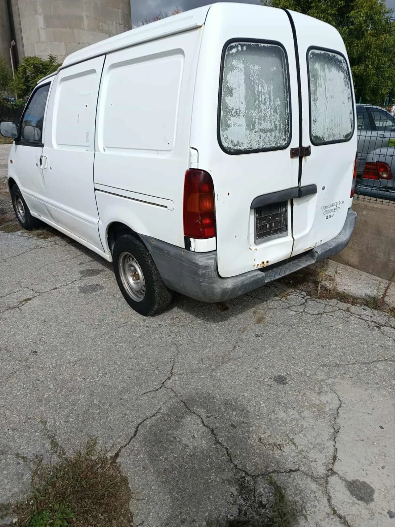Nissan Vanette 2.3 dizel, снимка 2 - Бусове и автобуси - 52716983