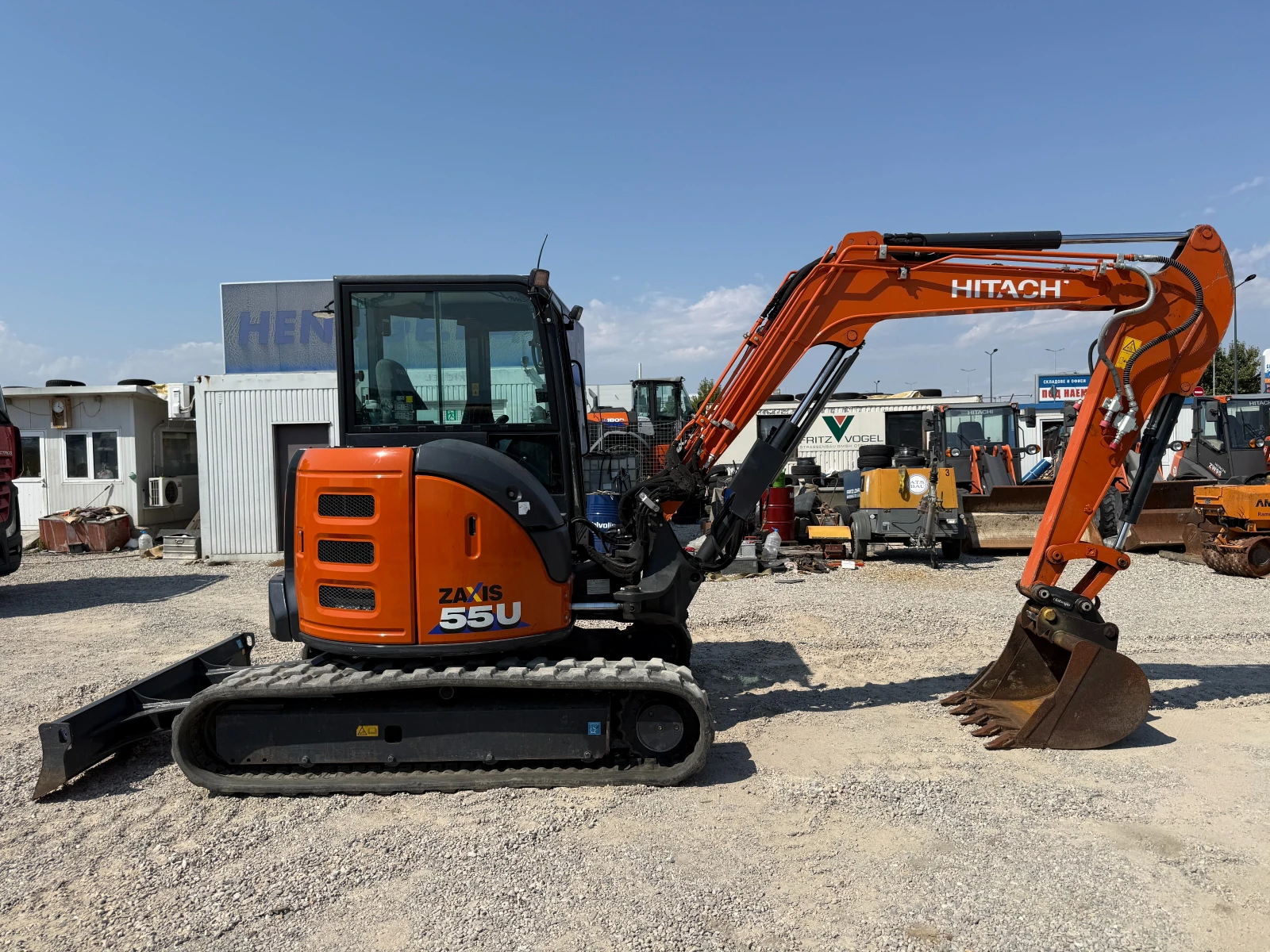 Багер Hitachi ZX 55U-6, снимка 7 - Индустриална техника - 55803571
