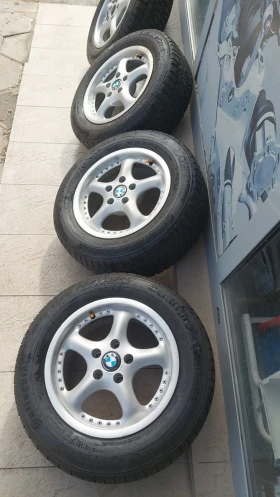 Гуми с джанти Continental 205/65R15, снимка 2 - Гуми и джанти - 48830963