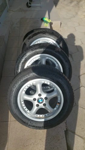 Гуми с джанти Continental 205/65R15, снимка 1 - Гуми и джанти - 48830963