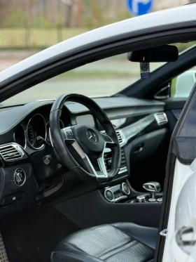 Mercedes-Benz CLS 63 AMG, снимка 11